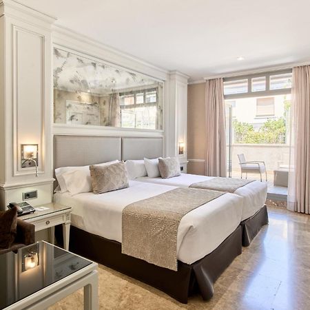 Vp Jardin De Recoletos Hotel Мадрид Екстериор снимка