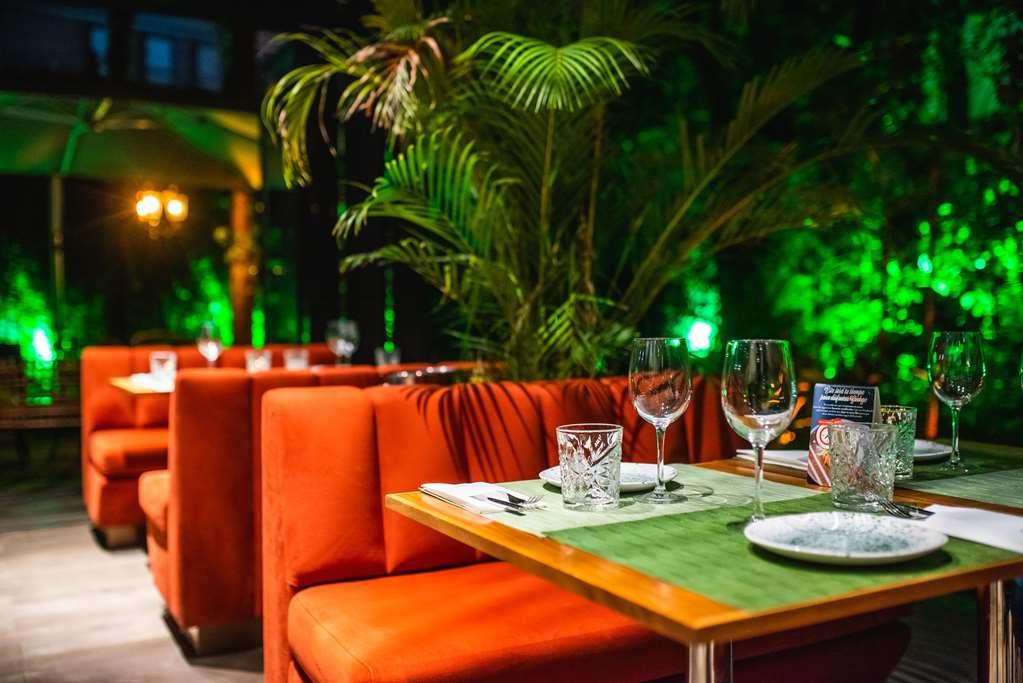 Vp Jardin De Recoletos Hotel Мадрид Ресторант снимка