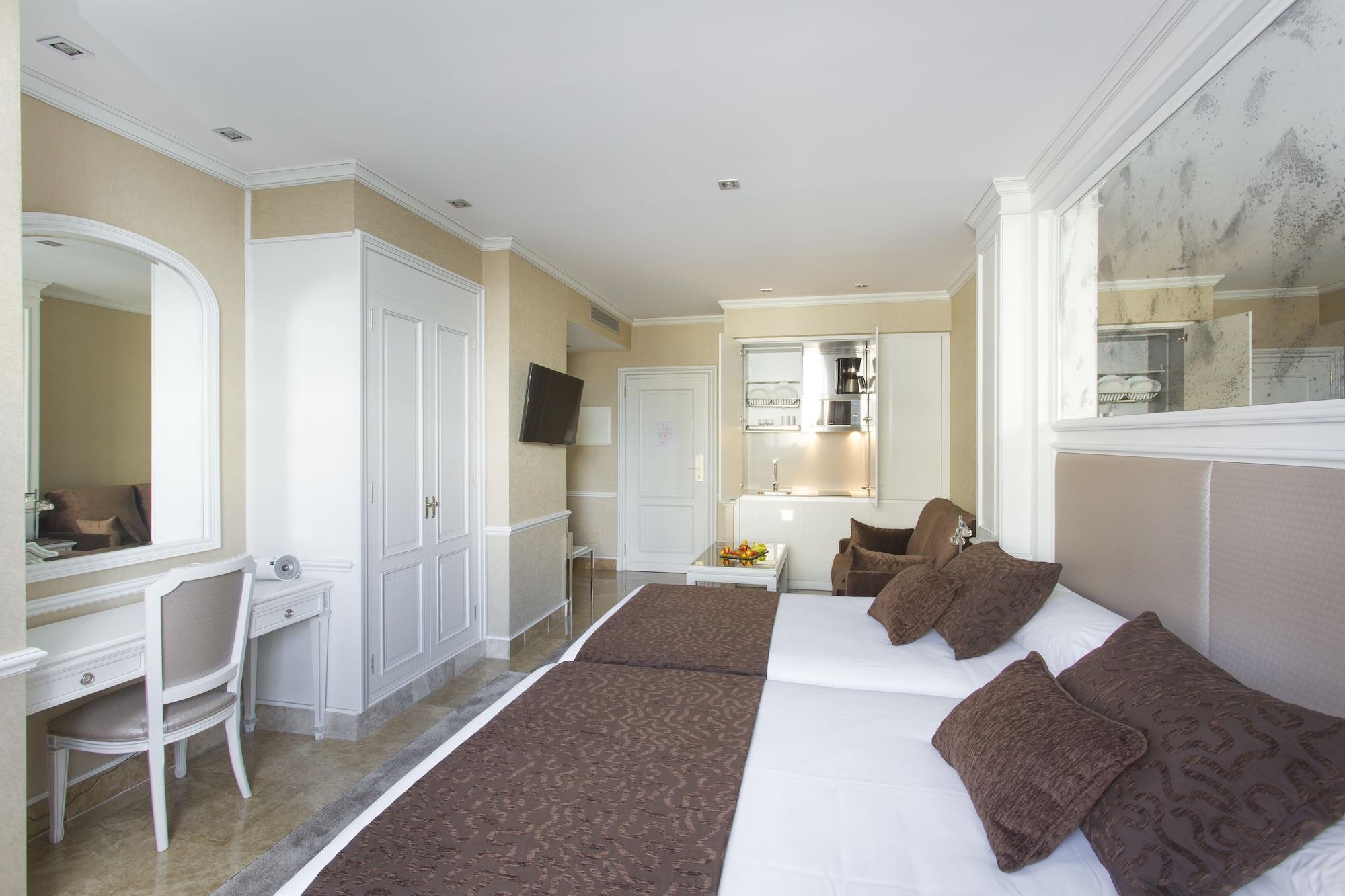 Vp Jardin De Recoletos Hotel Мадрид Екстериор снимка