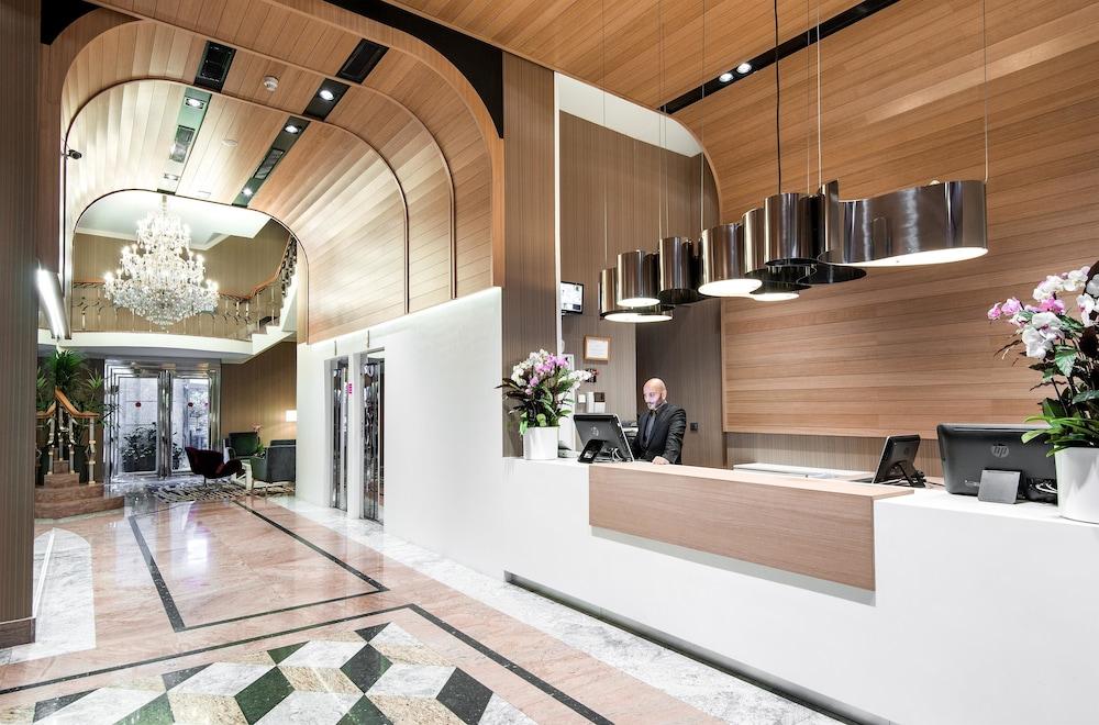 Vp Jardin De Recoletos Hotel Мадрид Екстериор снимка