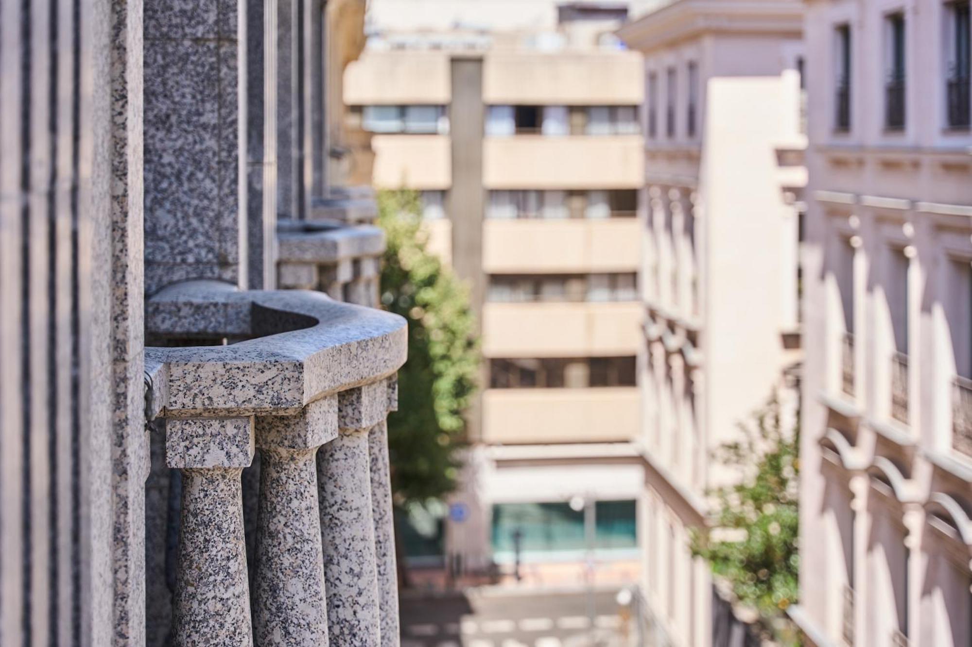 Vp Jardin De Recoletos Hotel Мадрид Екстериор снимка