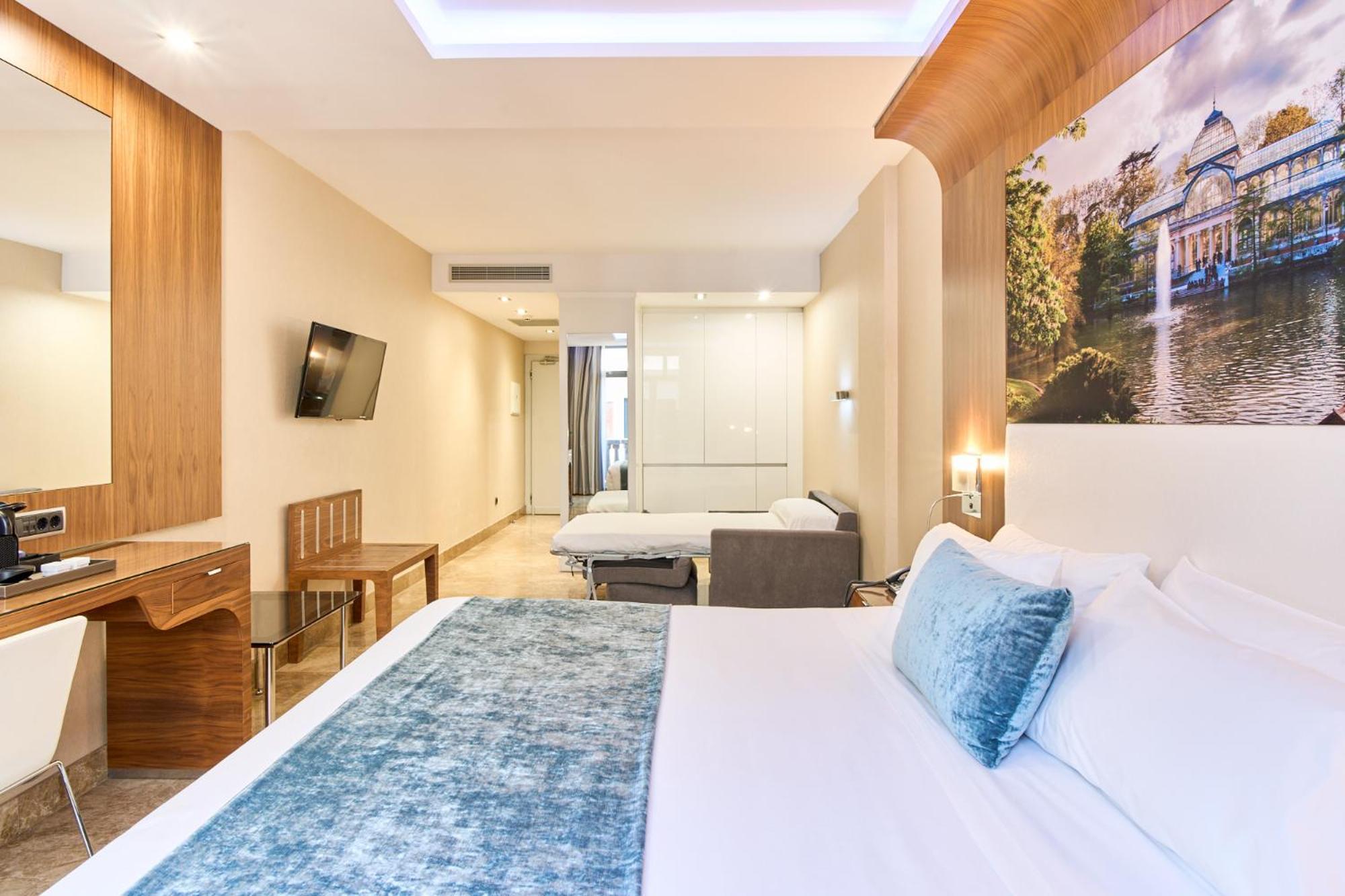 Vp Jardin De Recoletos Hotel Мадрид Екстериор снимка